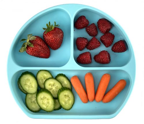 silicone baby food toddler divided plate with suction based and lid