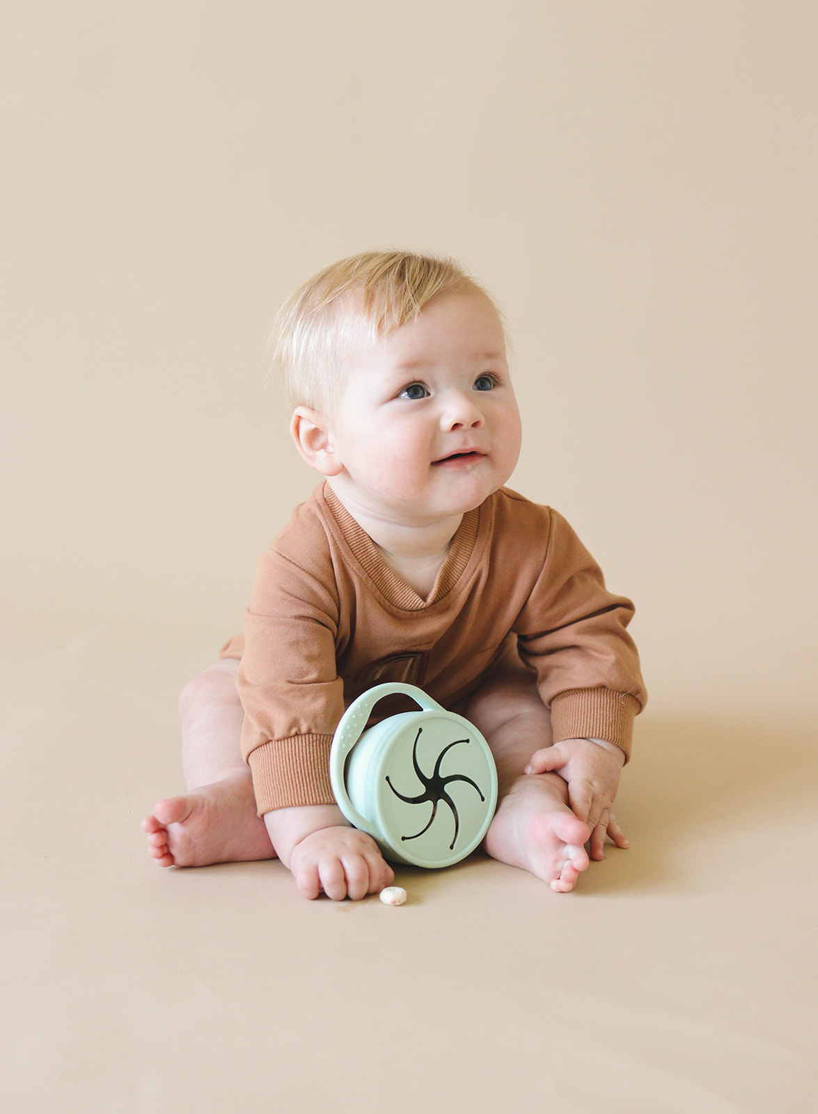 otterlove silicone snack cup sage
